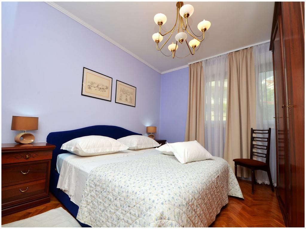 Apartment Laura Podstrana Habitación foto